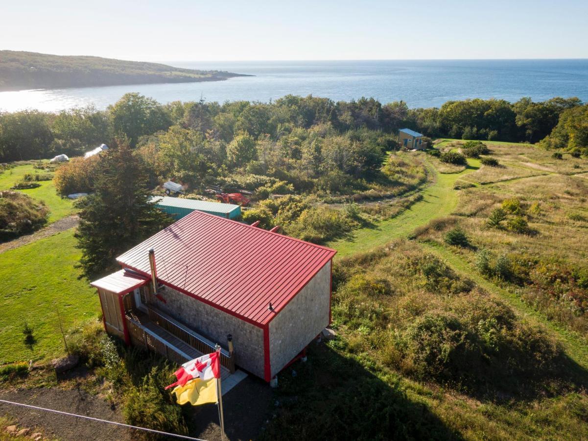 Maregold Centre - Juniper Cabin And Rose Cabin Victoria Beach 外观 照片