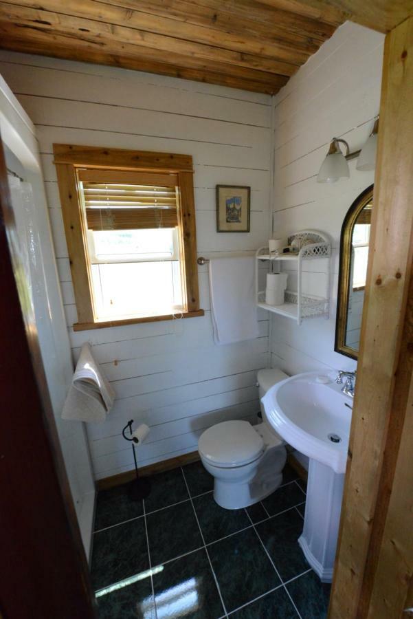 Maregold Centre - Juniper Cabin And Rose Cabin Victoria Beach 外观 照片
